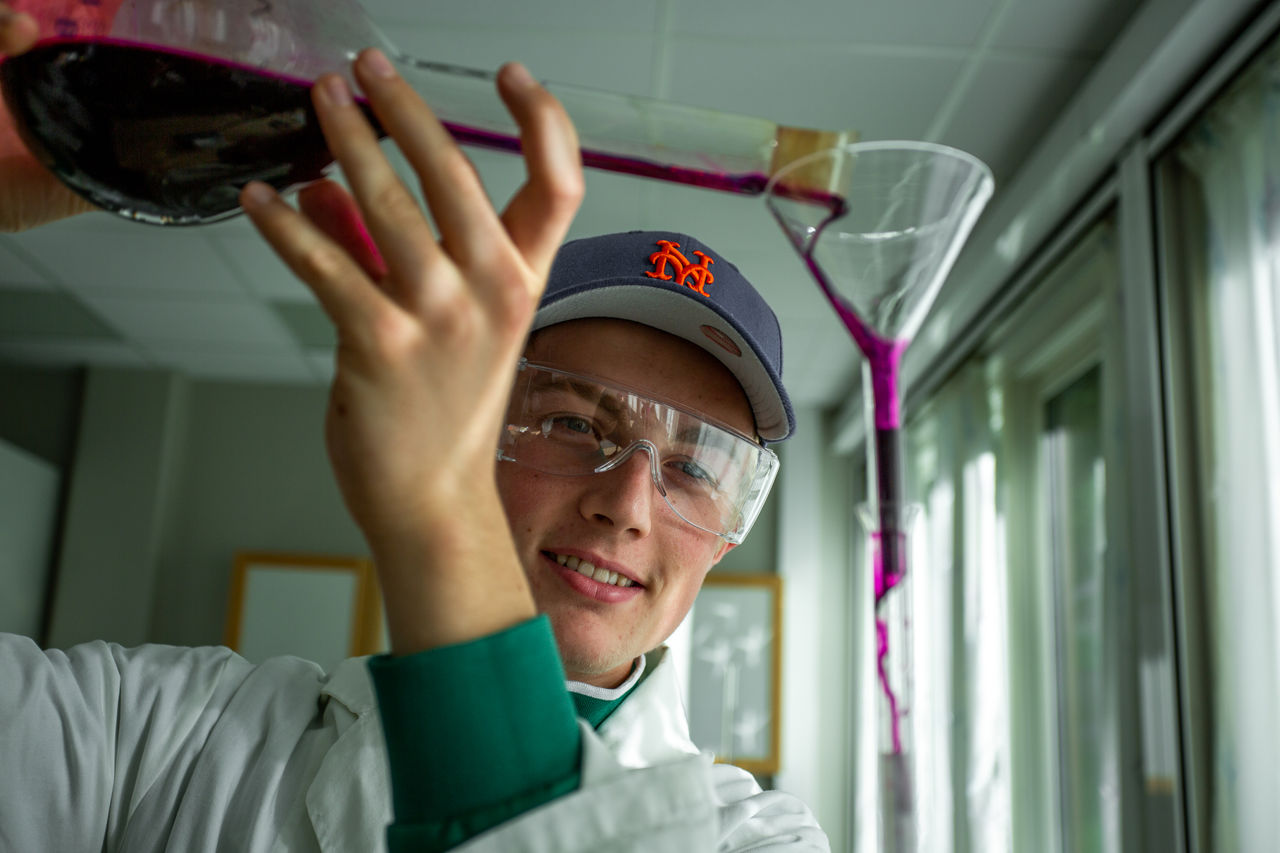 Kjemielev på studiespesialiserande